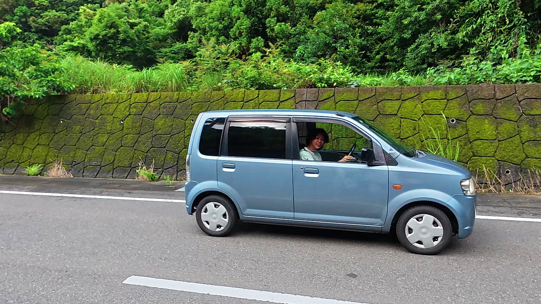 荒川トンネルに入る前の道で、車窓から声をかけてくれた青年
